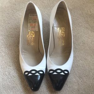 VTG Salvatore Ferragamo Pumps